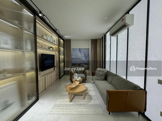 Gallery 11